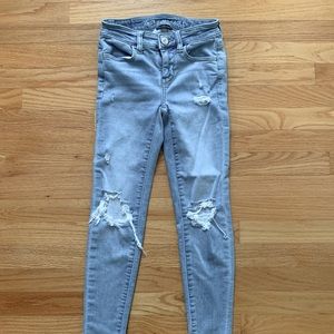 American Eagle Women Ripped Jeggings